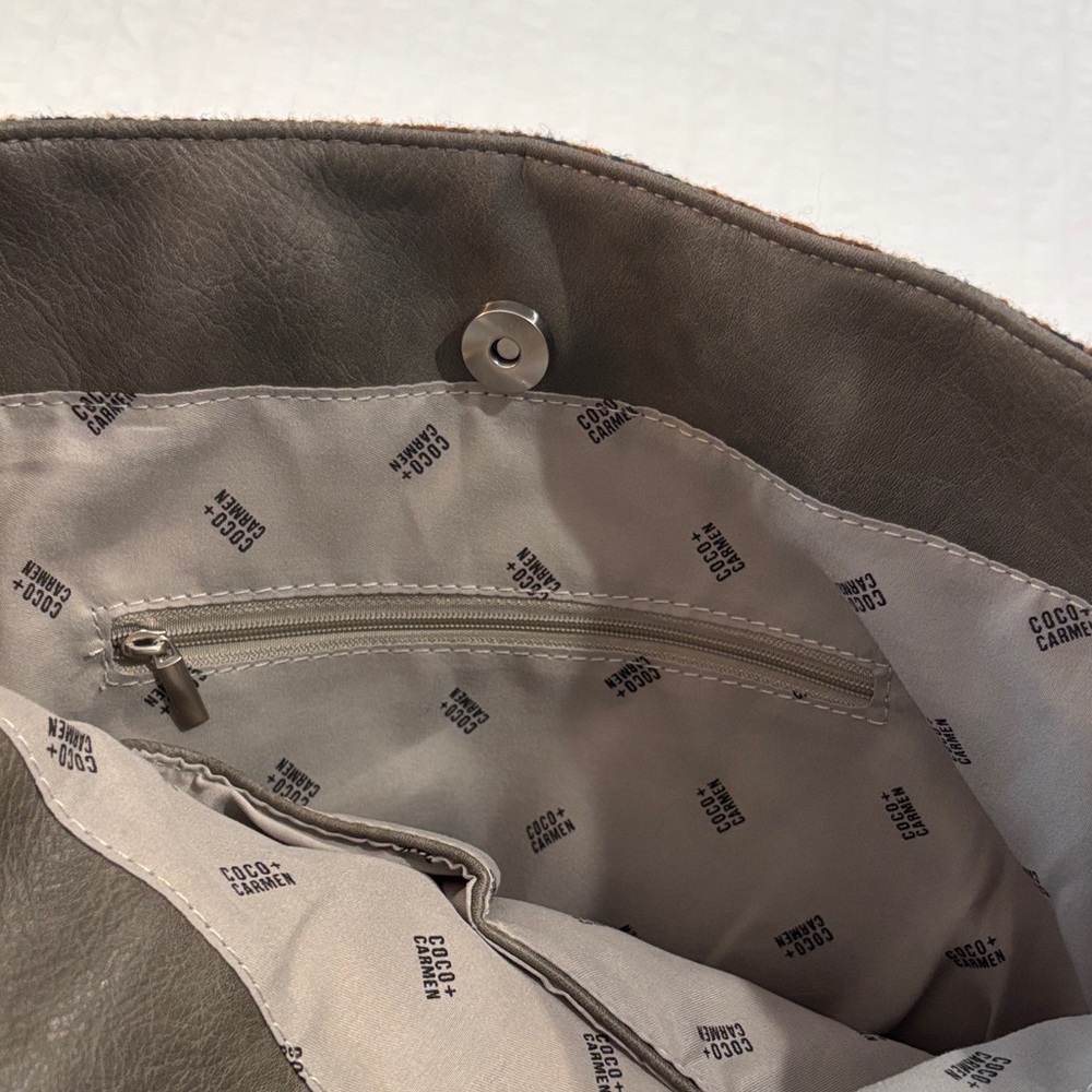 Plaid Purse/Tote Bag with Faux Leather Trim - Picture 4 of 6